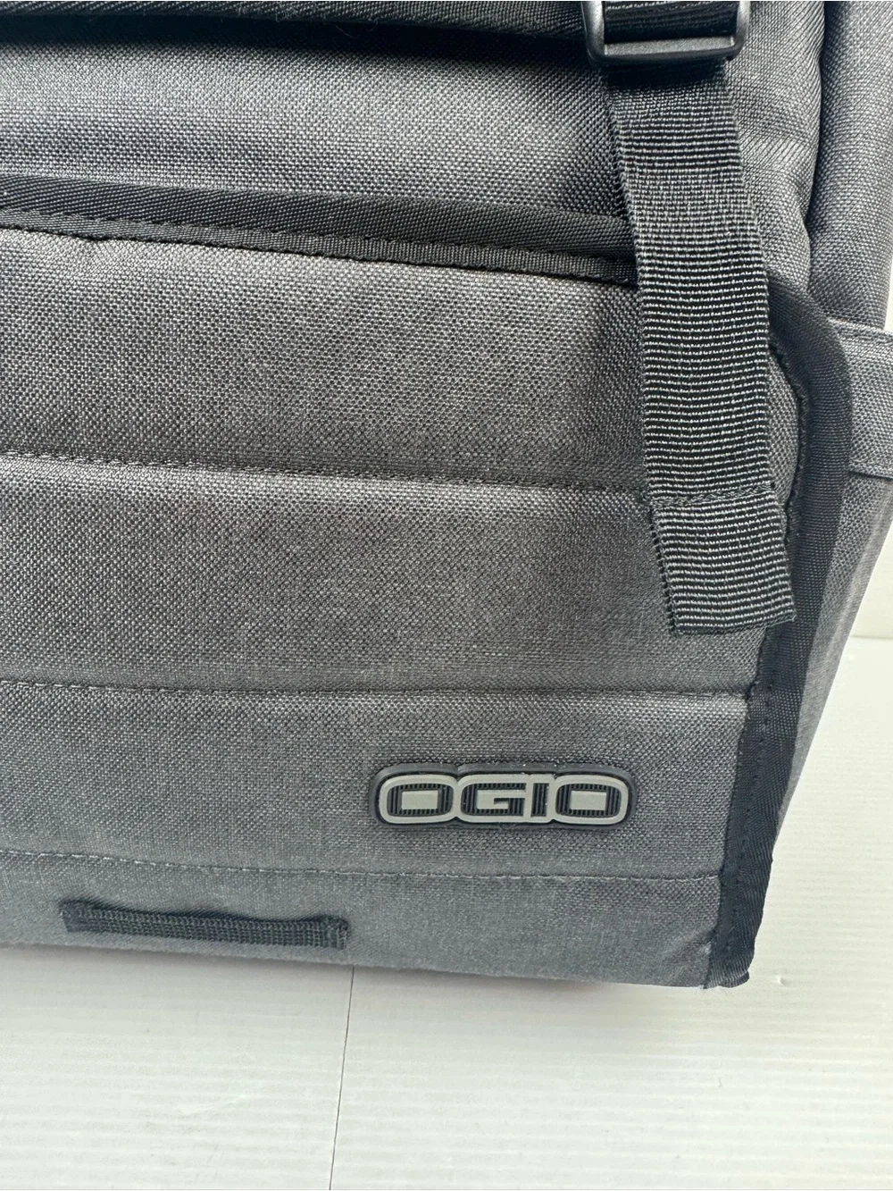 Microsoft Ogio Slalom Gray Laptop Tablet Backpack 17' Work Travel School Bag